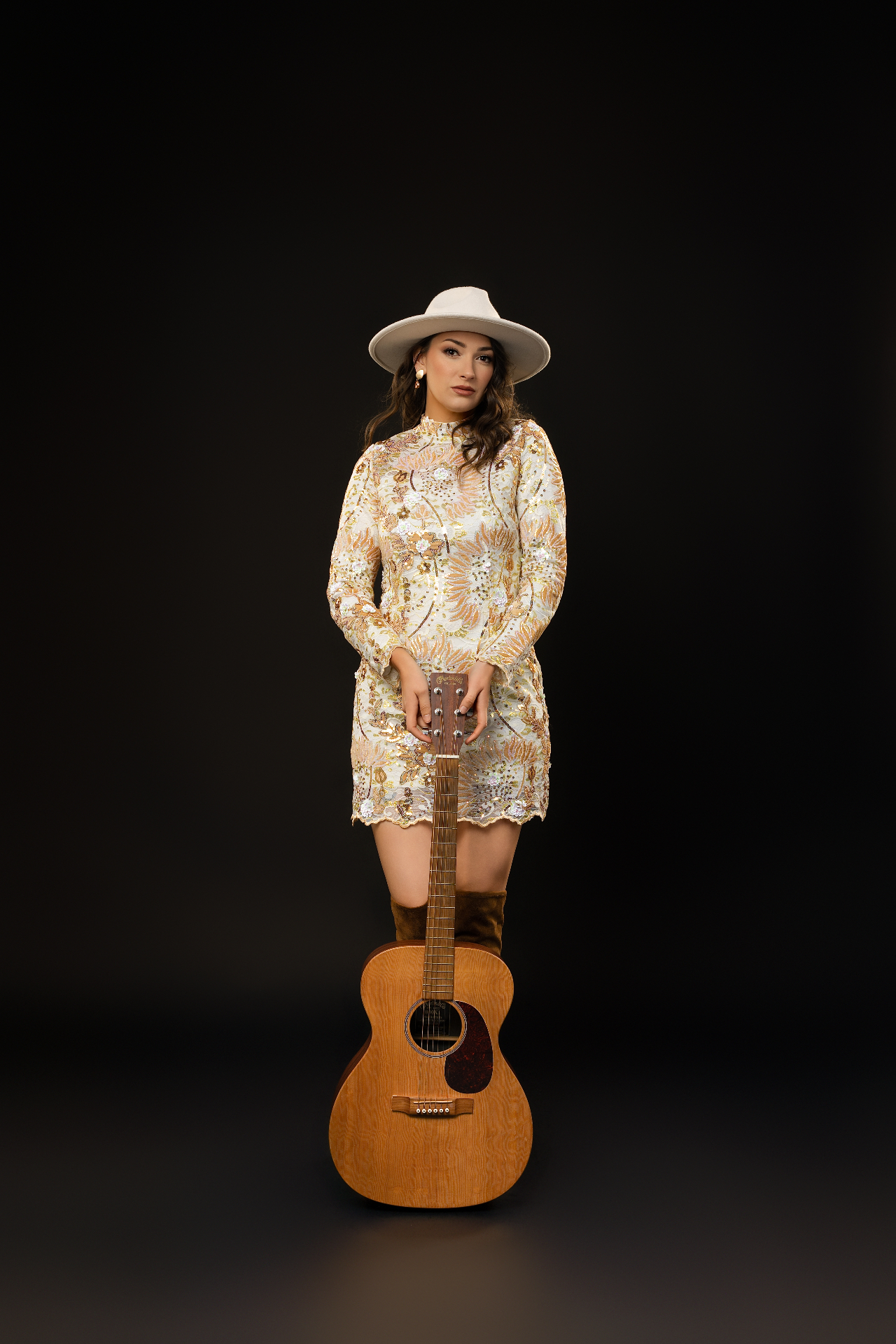 Anna Marie portrait with vintage hat